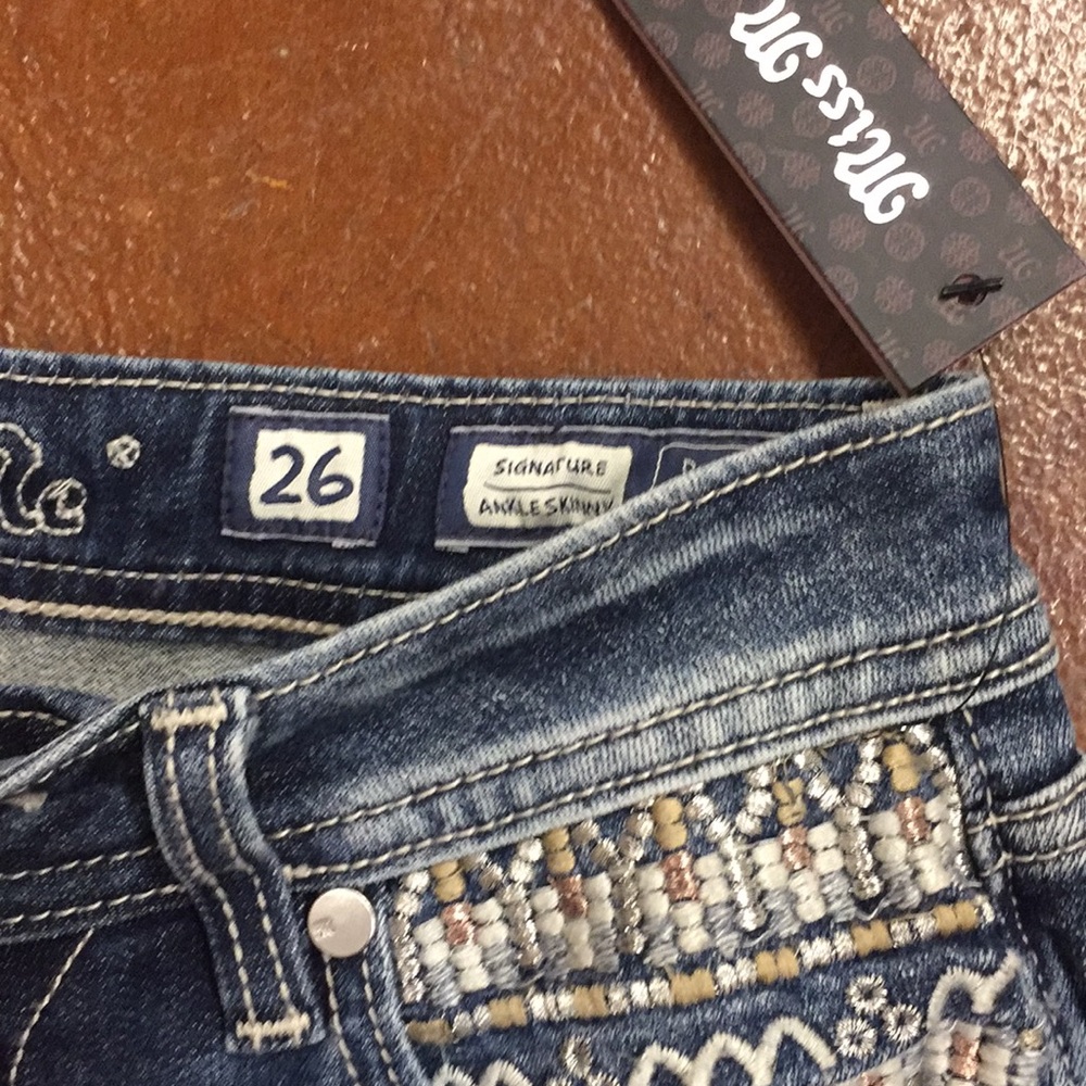 NEW Miss Me cuffed skinny - Picture 4 of 5